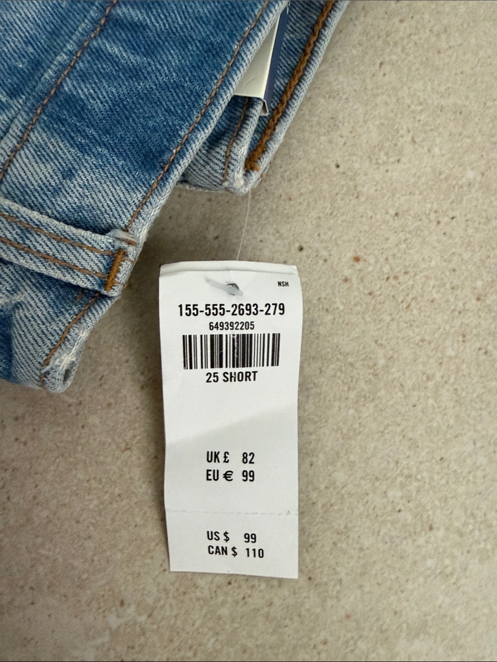 Abercrombie 90’s Relaxed Jean High Rise - Picture 2 of 5